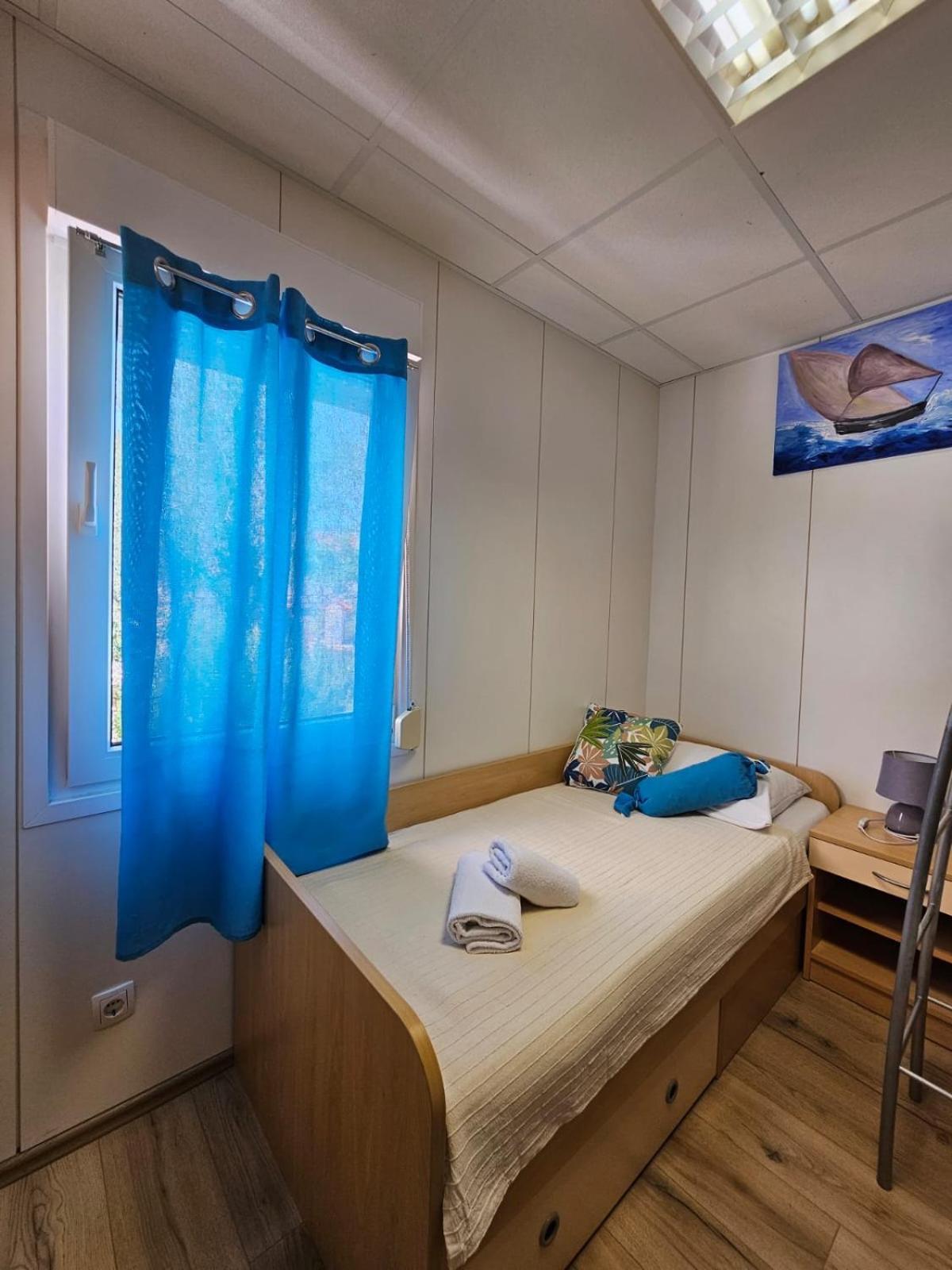 Kuca S Jacuzzijem Mavrinac Nerezine